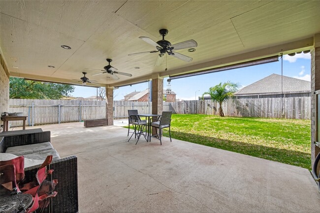 Building Photo - 20827 Rose Crossing Ln