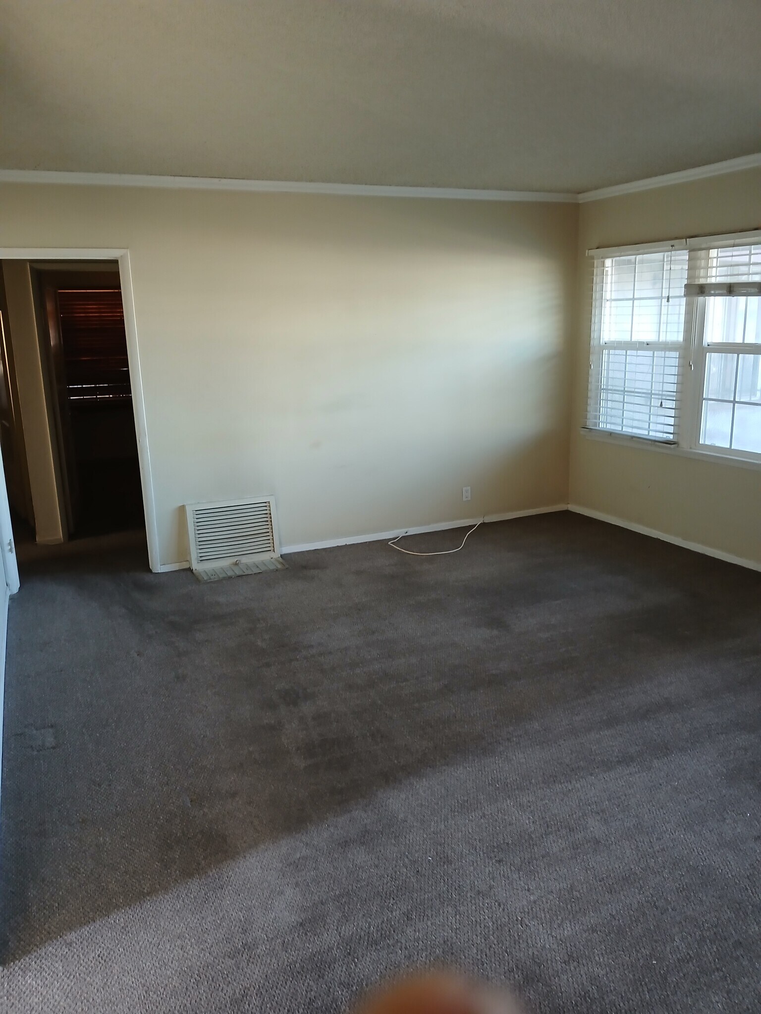 living room - 3316 1/2 W 77th St
