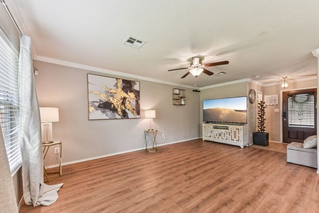 Building Photo - 538 Travertine Trail
