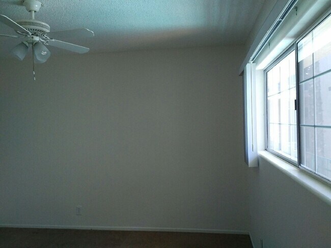 Building Photo - 12848 Bloomfield St