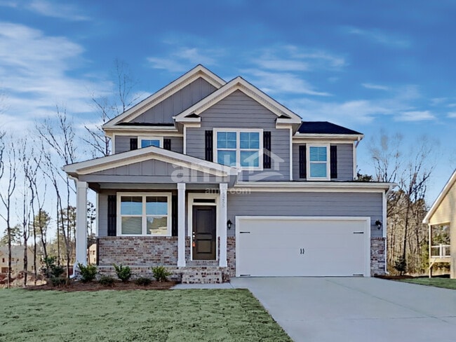 Building Photo - 5255 Valley Dr