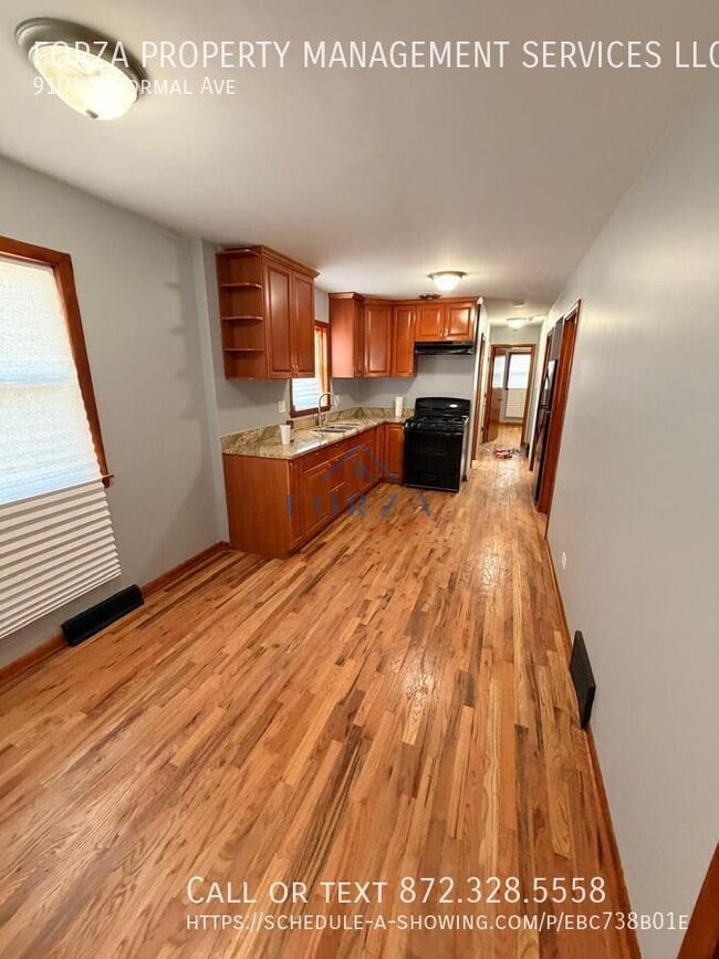 Building Photo - 9101 S Normal Ave