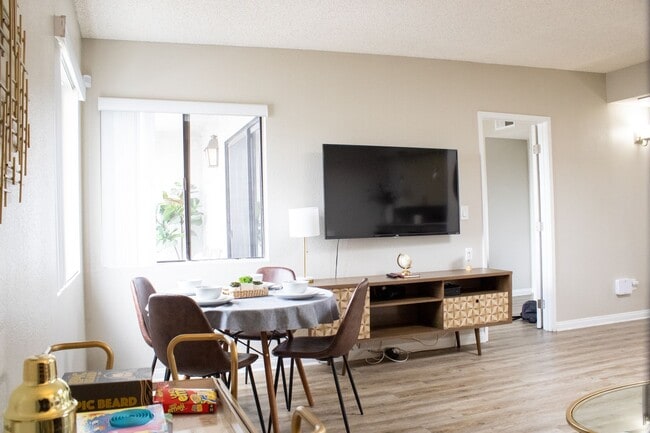 Floorplan - Imperial Apartments