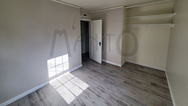 Building Photo - **COMING SOON** Charming Garden Springs Home