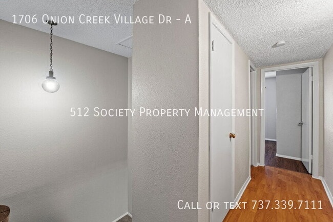 Building Photo - 1706 Onion Creek Village Dr
