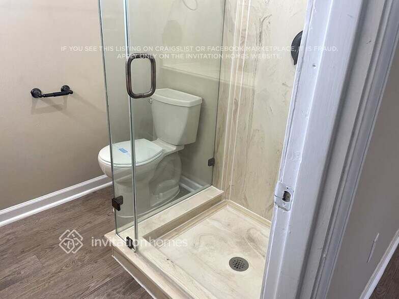 Building Photo - 801 Newport Blvd