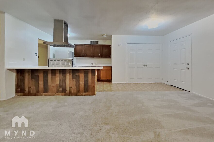 Building Photo - 14006 Pinewest Ct