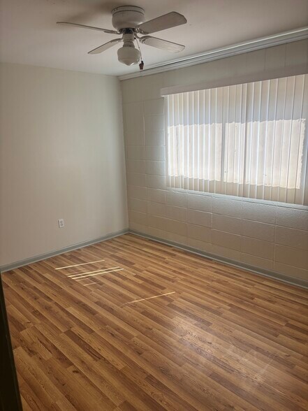 Building Photo - 837 N 6th St