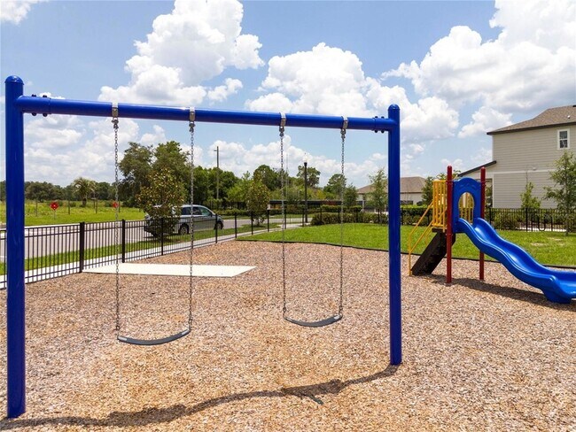 Building Photo - 2184 Broadbrook Dr