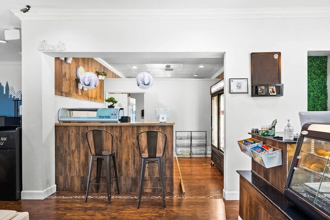 Building Photo - 2901 Edenshire Wy