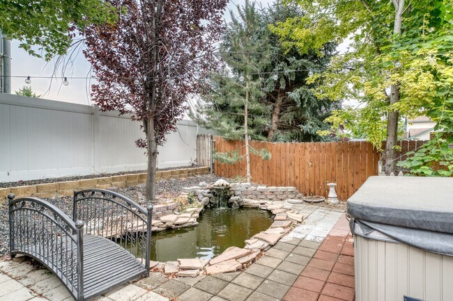 Building Photo - 3062 N Firelight Pl