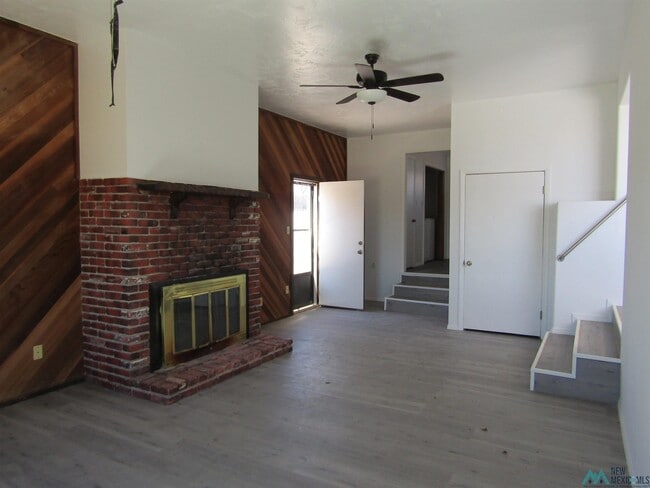 Building Photo - 3710 W Grand Ave