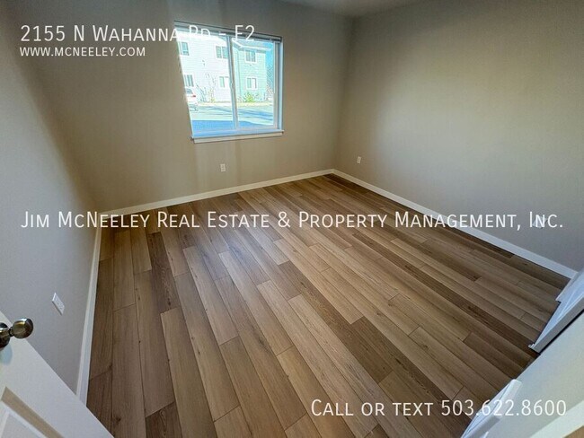 Building Photo - 2155 N Wahanna Rd