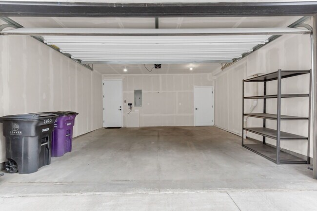 Building Photo - 635 Inca St