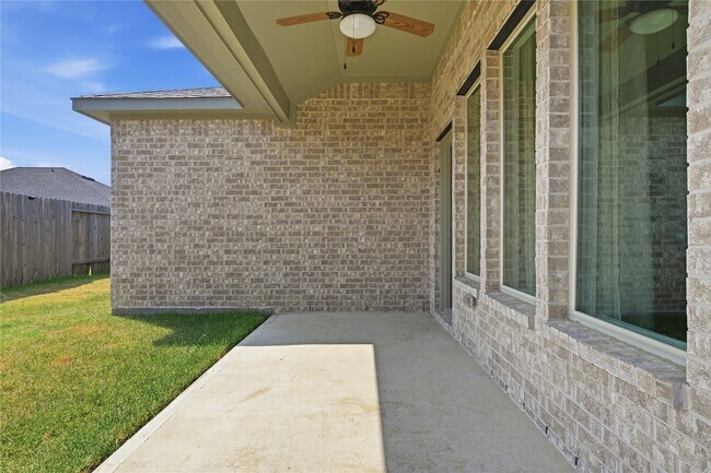 Building Photo - 31327 Sellers Terrace Dr