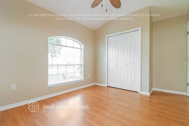 Building Photo - 8944 Southbay Dr