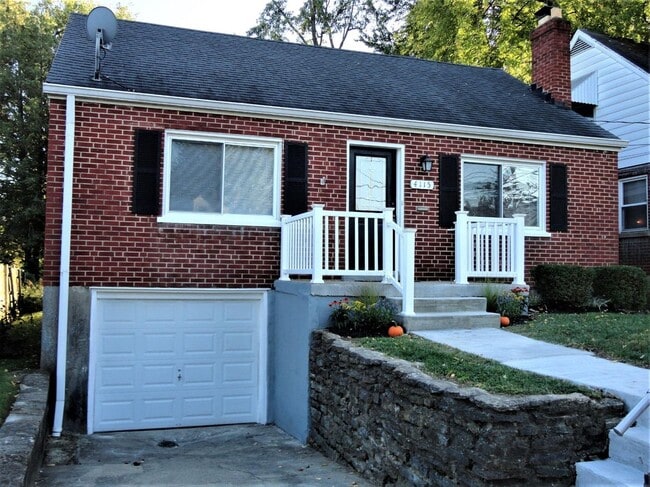 Primary Photo - CHEVIOT - Adorable 3+ Bed 1 bath brick hom...