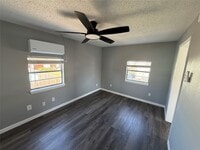 Building Photo - 5616 Avenue R