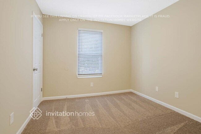 Building Photo - 691 Tarkington Rd N