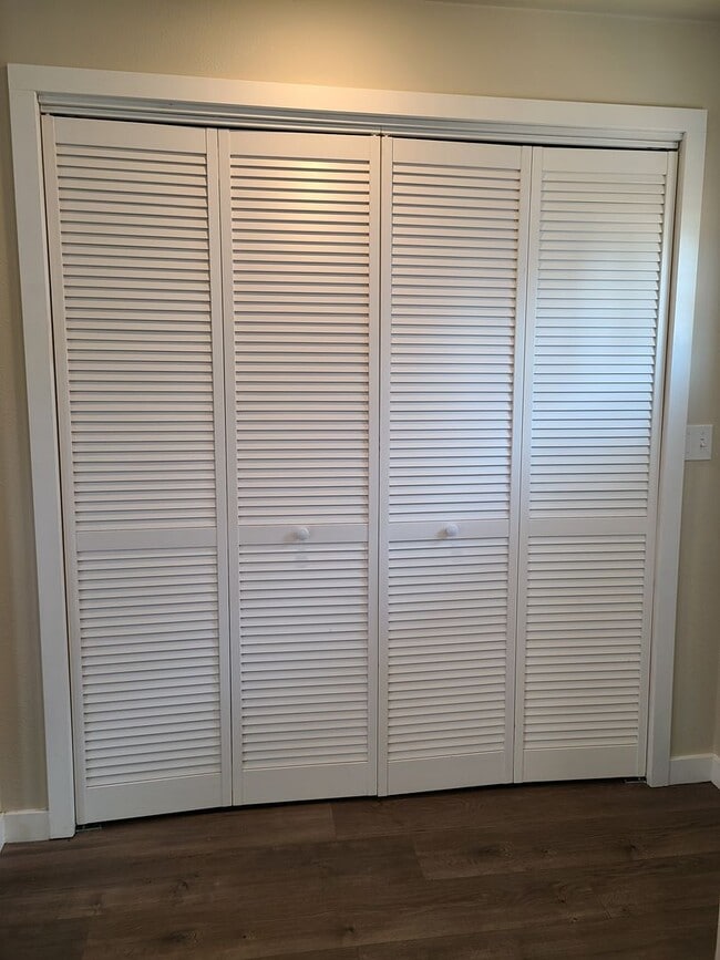 Building Photo - Beautifully Updated South Tacoma 3 Bedroom