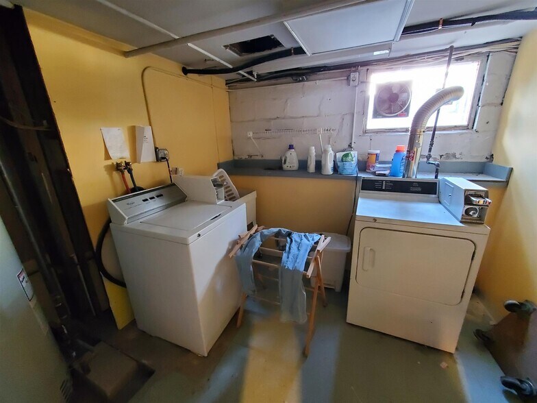 Building Photo - 35 Buena Vista Park