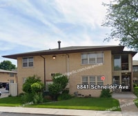 Building Photo - 8841 Schneider Ave