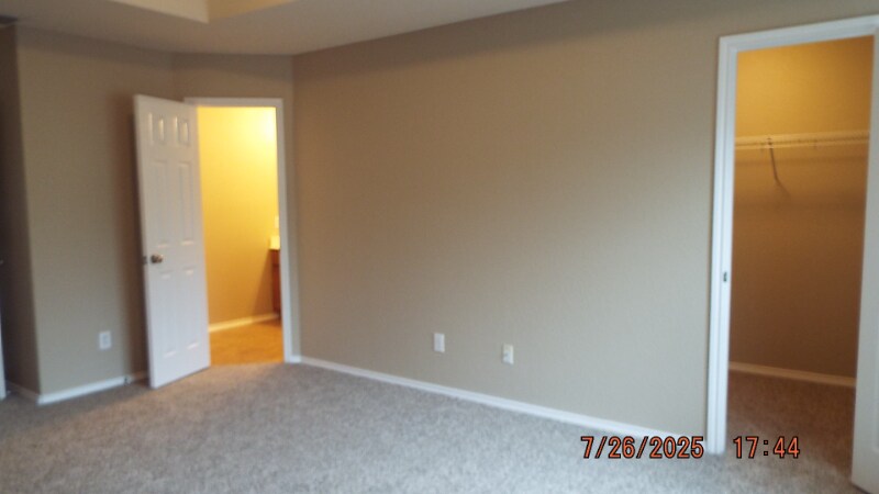 Building Photo - 6011 Bronco Way
