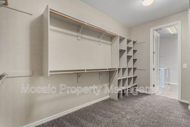 Building Photo - 3796 E Rakestraw Ln