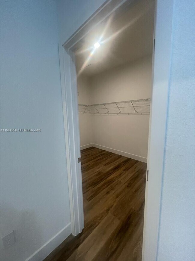 Building Photo - 13637 SW 157th Pl