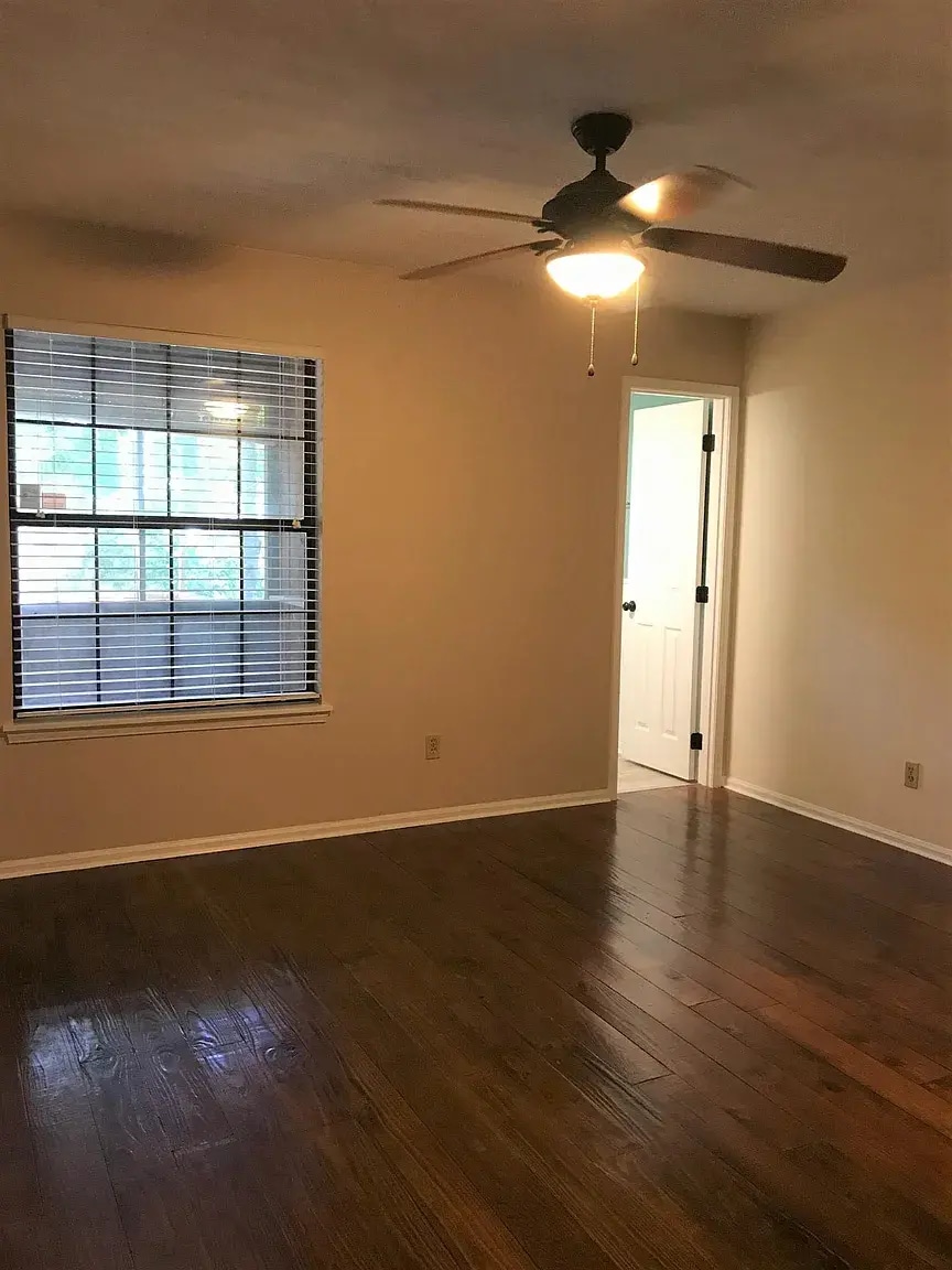 master bedroom from doorway - 1916 Hidden Valley