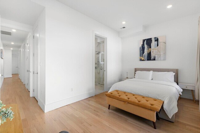 Building Photo - 206 Fulton Ave