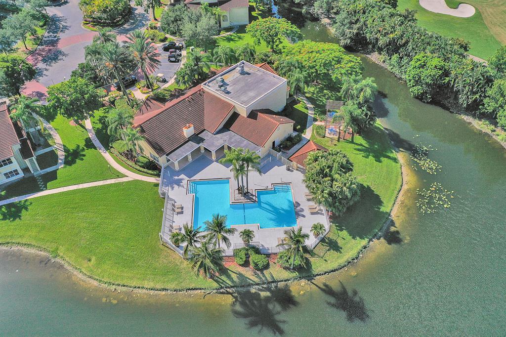 Building Photo - 595 Vista Isles Dr