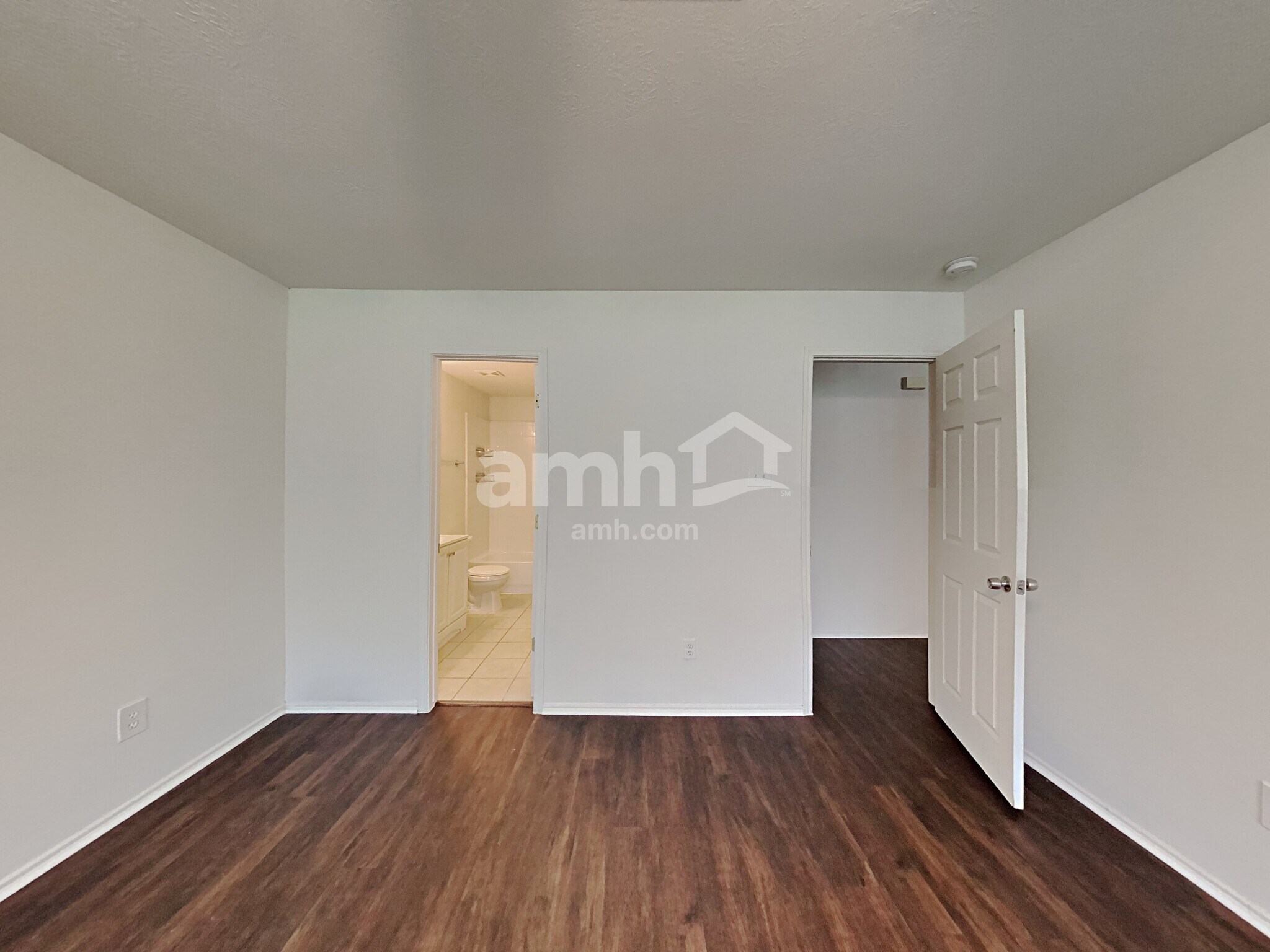 Building Photo - 21530 Daylily Hills Dr