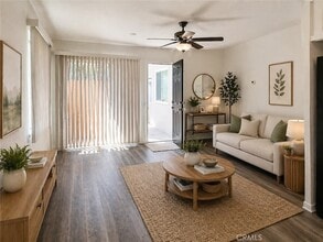 Building Photo - 45296 Panorama Dr
