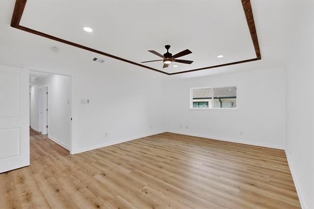 Building Photo - 7116 Town Bluff Dr