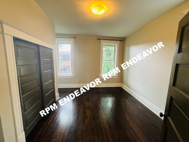 Building Photo - 4249 Chouteau Ave
