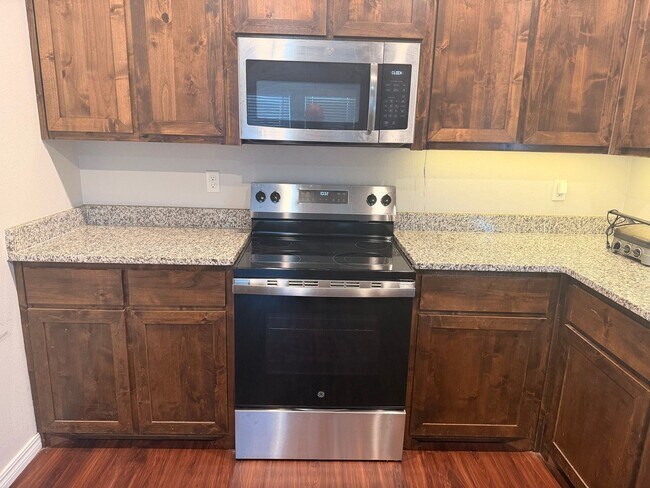 Building Photo - 3 Bedroom Single Family Home in Durant