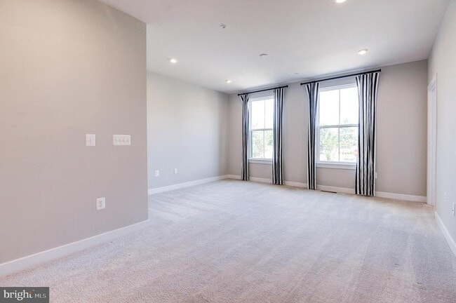Building Photo - 1743 Dunnington Pl