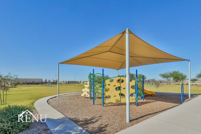 Building Photo - 35564 W San Capistrano Ave