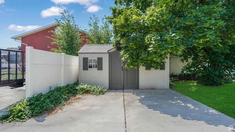 Building Photo - 6568 S 5180 W