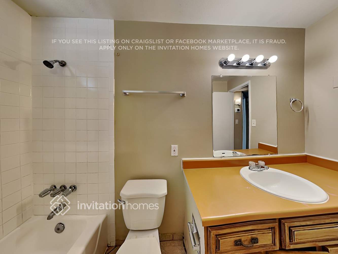 Building Photo - 4651 N 79th Dr