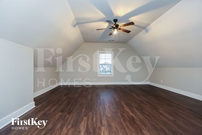 Building Photo - 708 Jersey Dr
