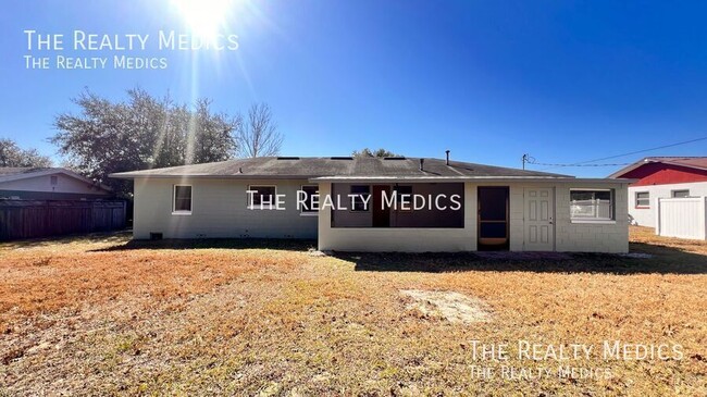 Building Photo - 2271 Northland Rd