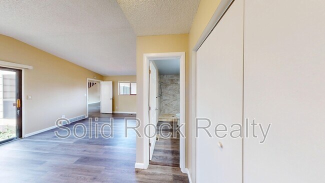 Building Photo - 705 San Gabriel Pl