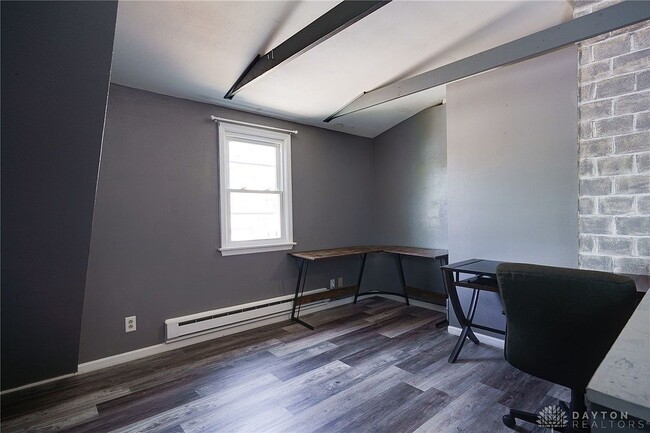 Building Photo - 81 Thorpe Dr