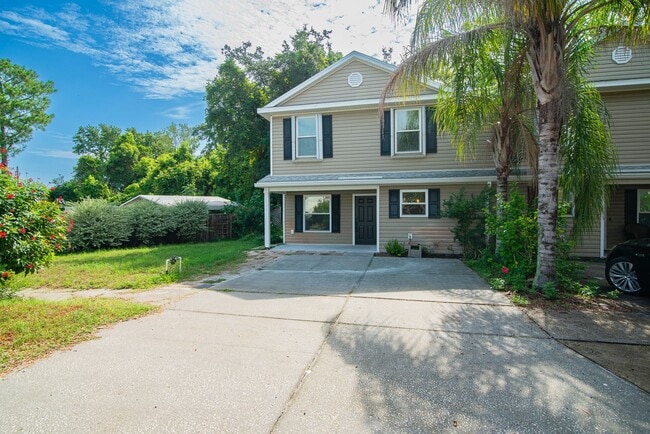 Primary Photo - 1101 Scheidel Ct