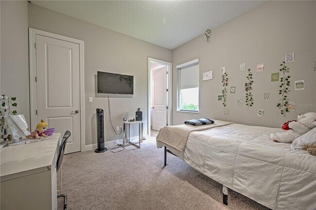 Building Photo - 9045 Bernini Pl