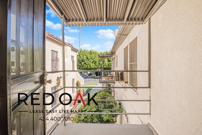 Building Photo - 441 Hayworth Ave