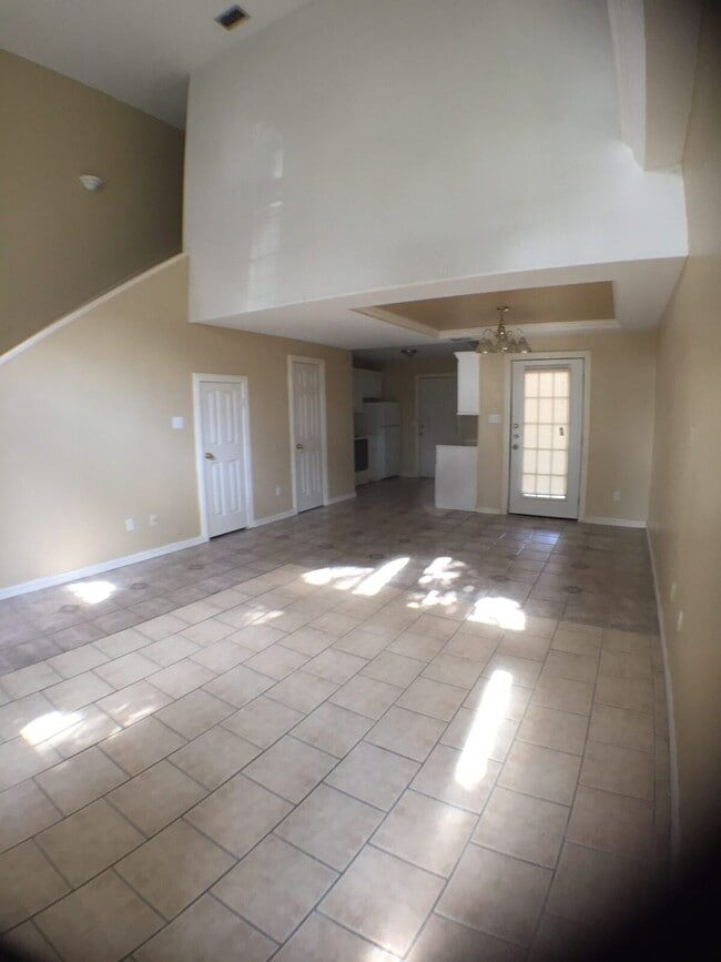 Building Photo - 2501 N I St