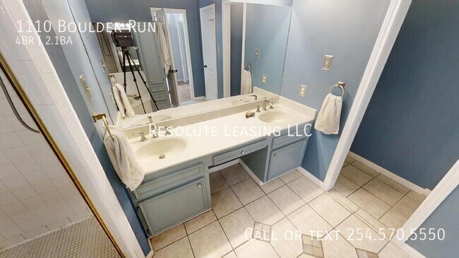 Building Photo - 1110 Boulder Run